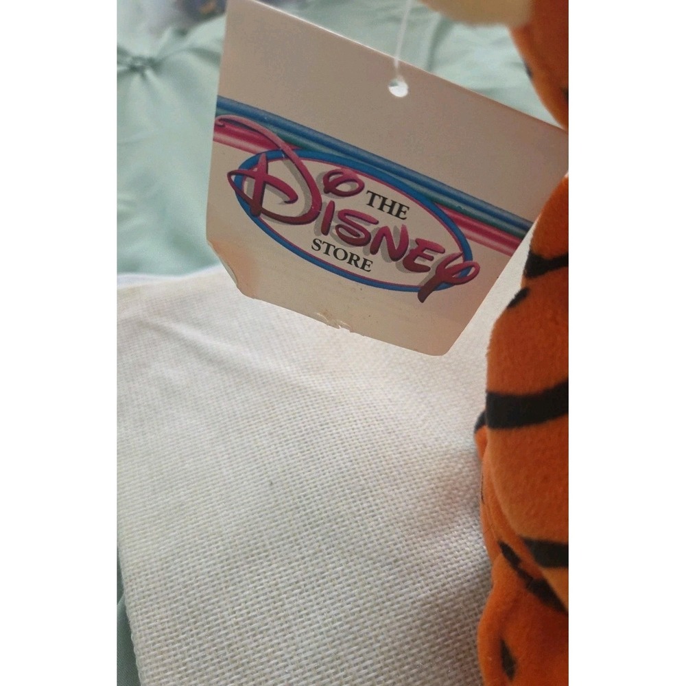 Vintage‎ Disney Store Mini Bean Bag Tigger 9 Inch Plush - Picture 2 of 3